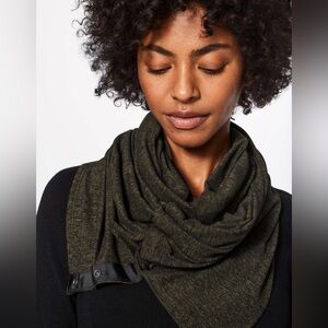 LULULEMON Vinyasa Scarf Rulu